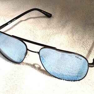 Bodie Miller Revo Dune Matte Crystal Clear Polorized Blue Lens Sunglass & Case